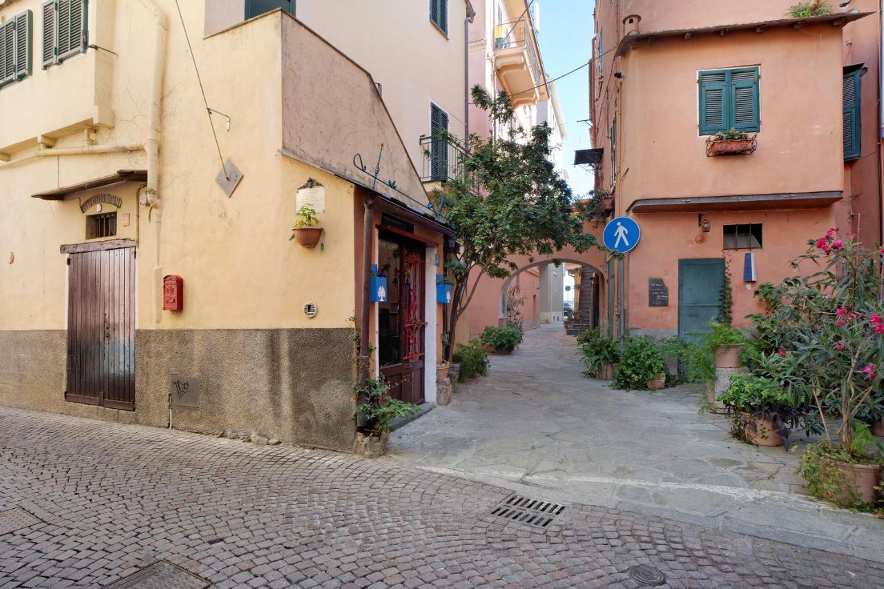 Casa Di Ali Lägenhet Imperia Exteriör bild